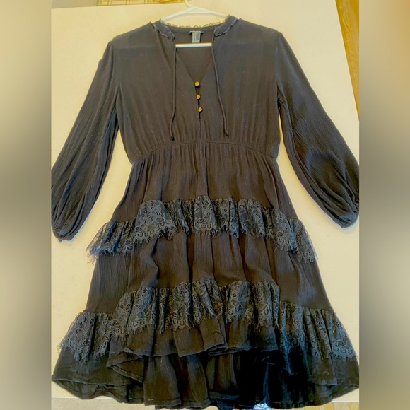 Forever 21 black boho lace trimmed dress size small - Picture 1 of 10